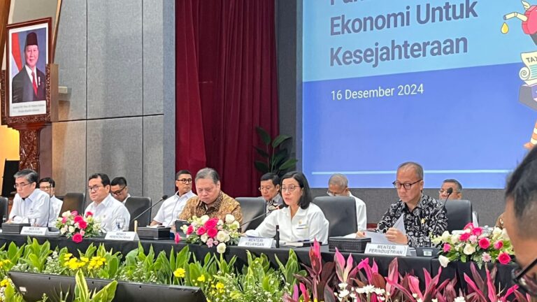 Pemerintah Beri Paket Stimulus Kebijakan Ekonomi 2025 untuk 6 Sektor Produktif