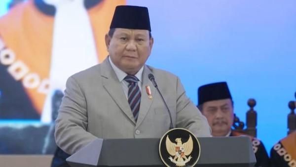 Membandingkan Efisiensi Anggaran Prabowo dan Donald Trump