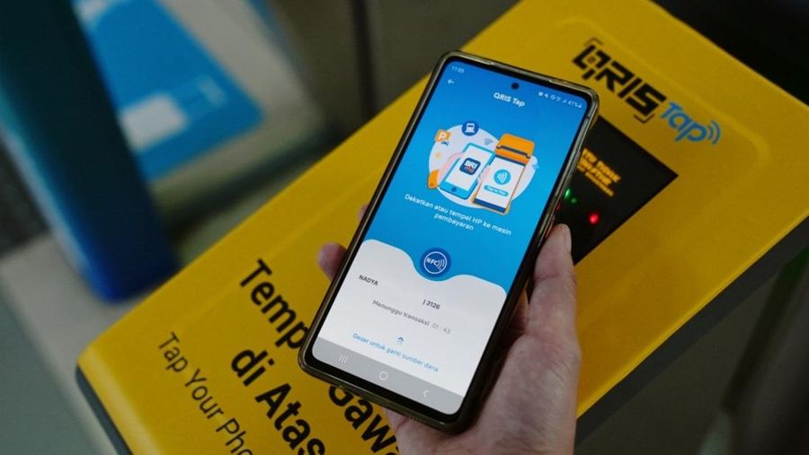 Daftar 15 Bank & Dompet Digital yang Bisa Transaksi QRIS Tap
