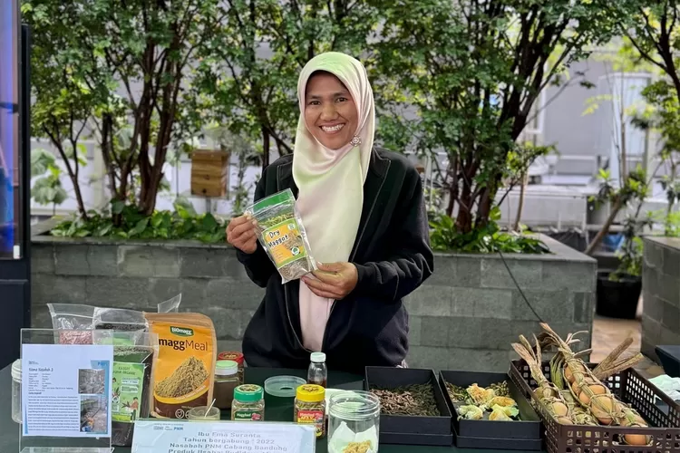 Kisah Inspiratif Ema Suranta Berhasil Budidaya Hewan Maggot Hingga Hasilkan Pupuk Organik
